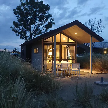 Holiday home Aan Zee Hellevoetsluis